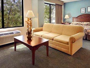 Hotel Wingate By Wyndham Raleigh Durham / Airport Esterno foto